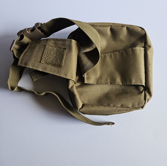 Olive Color Utility Fanny Pack - Picture 3 of 4